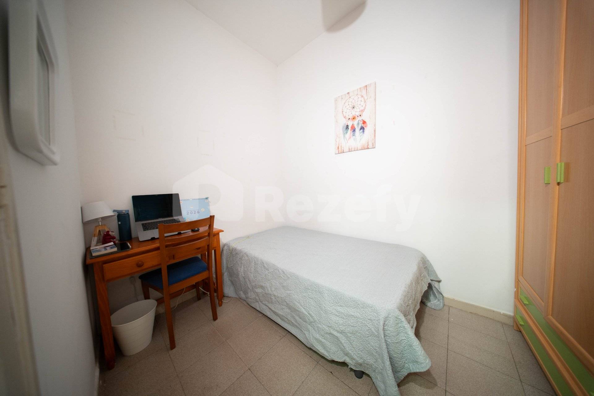 Private room IV on Calle del Divino Pastor 1/12