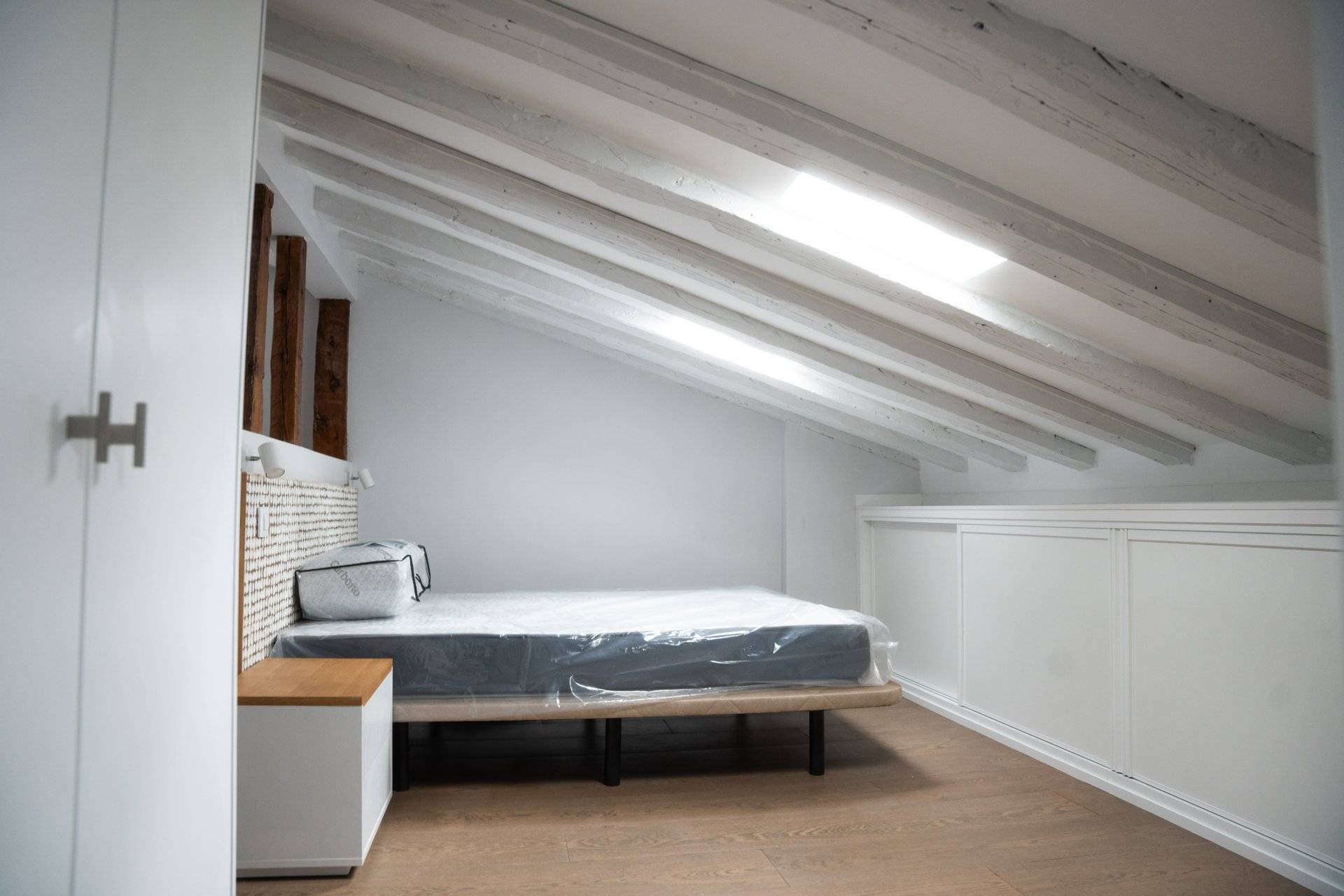 Studio in Calle de la Luna 2/9