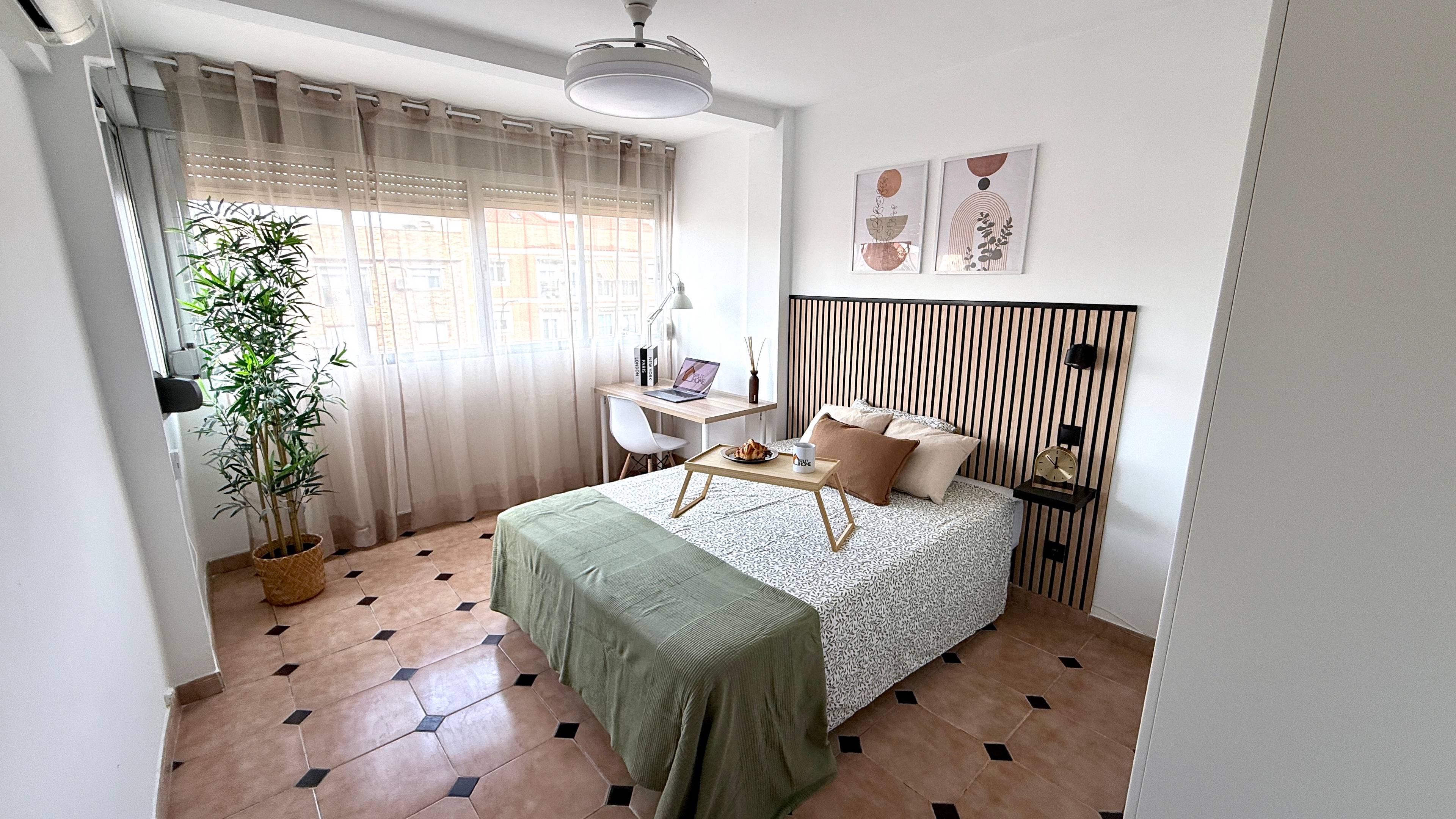 Habitación privada I en Calle Brunete 1/15