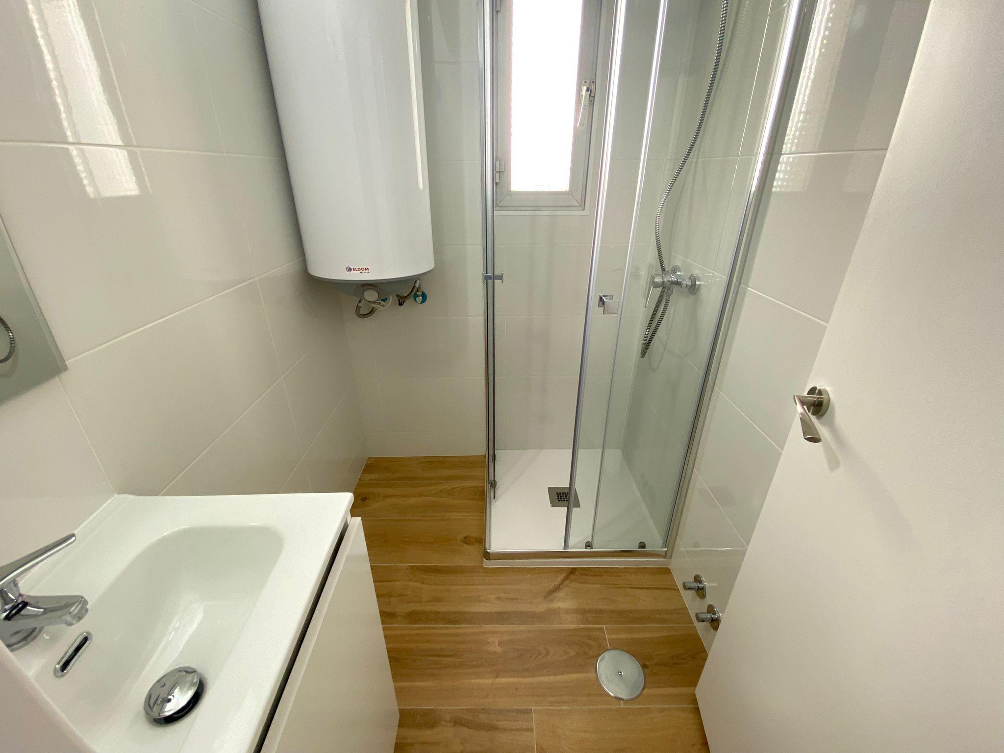 Habitación privada II en Avenida de la Albufera