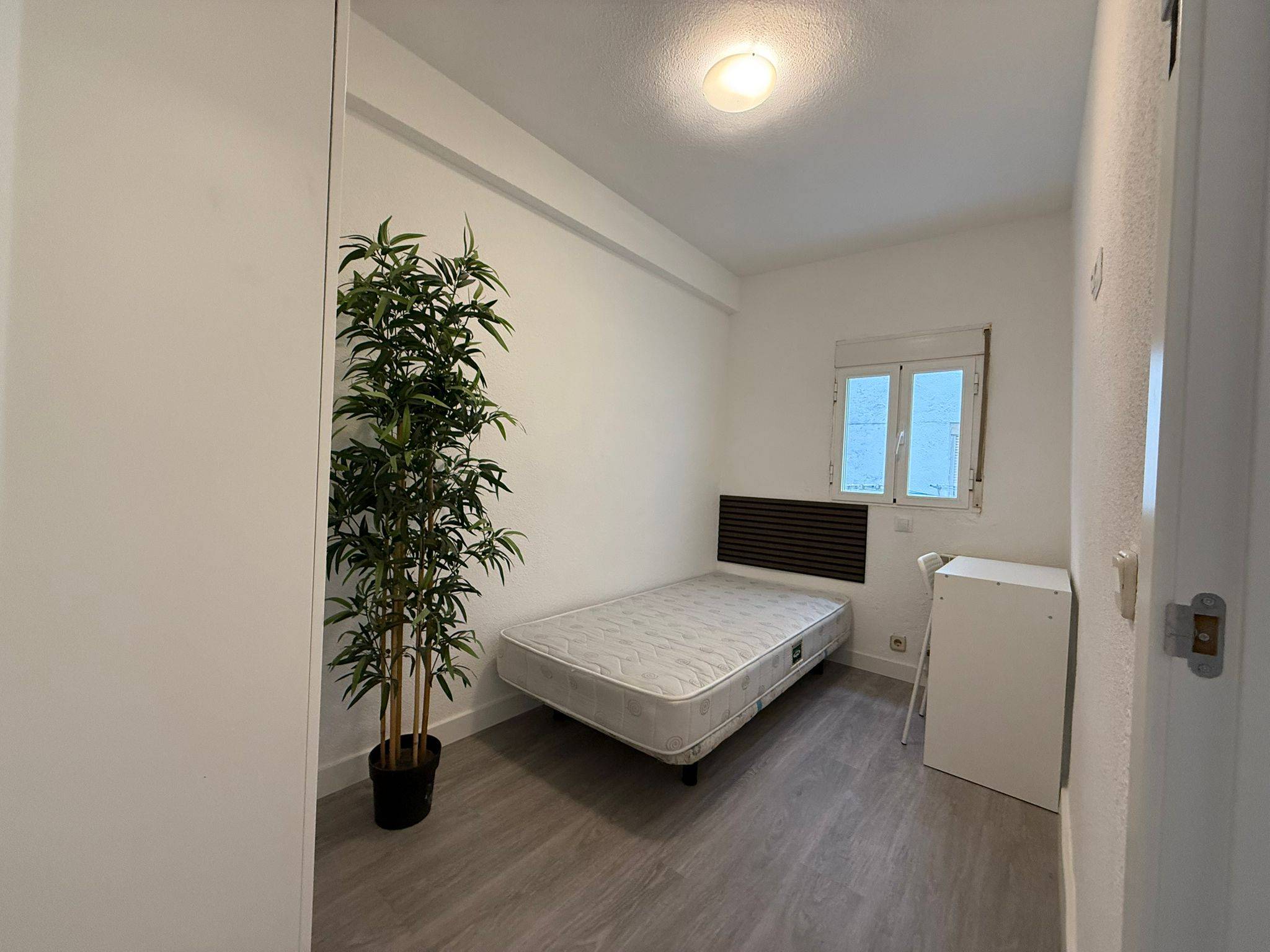 Habitación privada I en Calle de Sarria 2/8