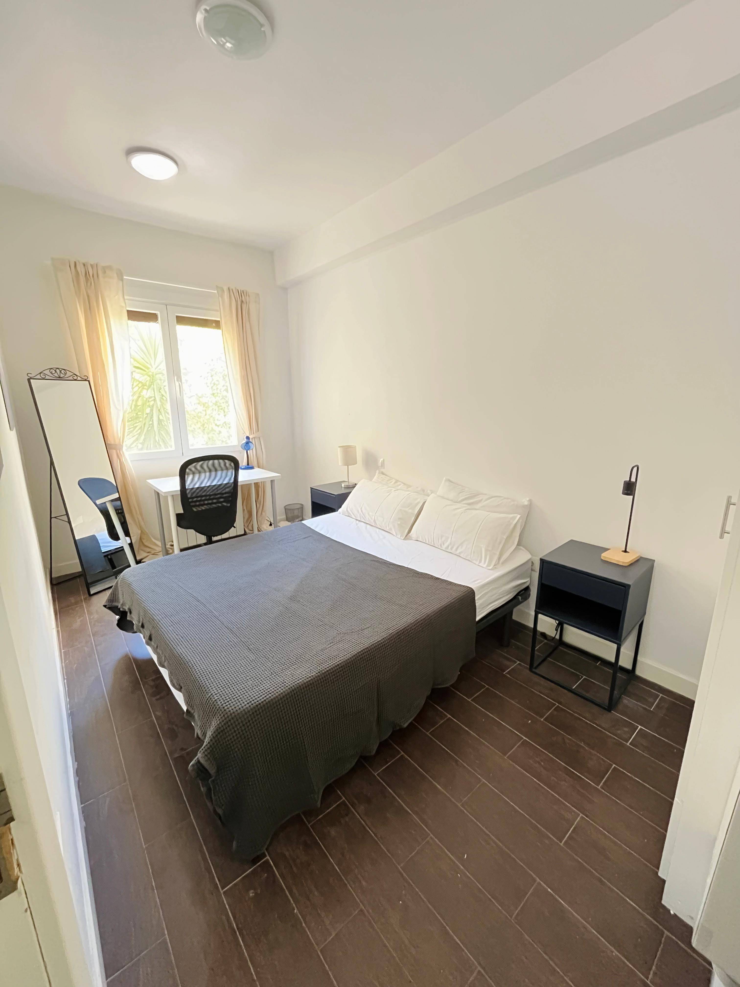 Habitación privada II en Calle Maudes 1/9